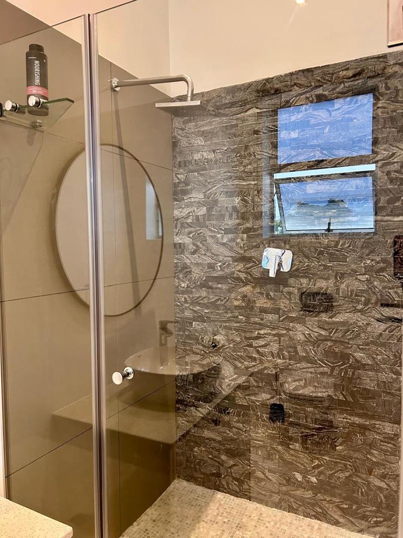2 Bedroom Property for Sale in Sea Point Western Cape